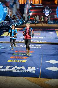 BIB: 1100
                            <button type="button" onclick="openModal(22758175)" class="btn btn-primary btn-sm float-right btn-popup" data-toggle="modal" data-target=".modal-high-quality">
                        <i class="fas fa-shopping-cart"></i> Add to Cart
                    </button>
                                            <button type="button" onclick="isThisMe(22758175, true)" class="btn btn-success btn-sm float-right btn-popup btn-isme hidden" data-toggle="tooltip" data-placement="bottom" title="นี่คือรูปของคุณใช่ไหม คลิกที่นี่เพื่อเอาเข้าอัลบั้ม">
                        <i class="fas fa-plus"></i> Add to album
                    </button>
                    <button type="button" onclick="isThisMe(22758175, false)" class="btn btn-warning btn-sm float-right btn-popup btn-isnotme hidden">
                        <i class="fas fa-ban"></i> Remove from album
                    </button>